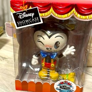 Miss Mindy Disney Showcase Collection Vinyl